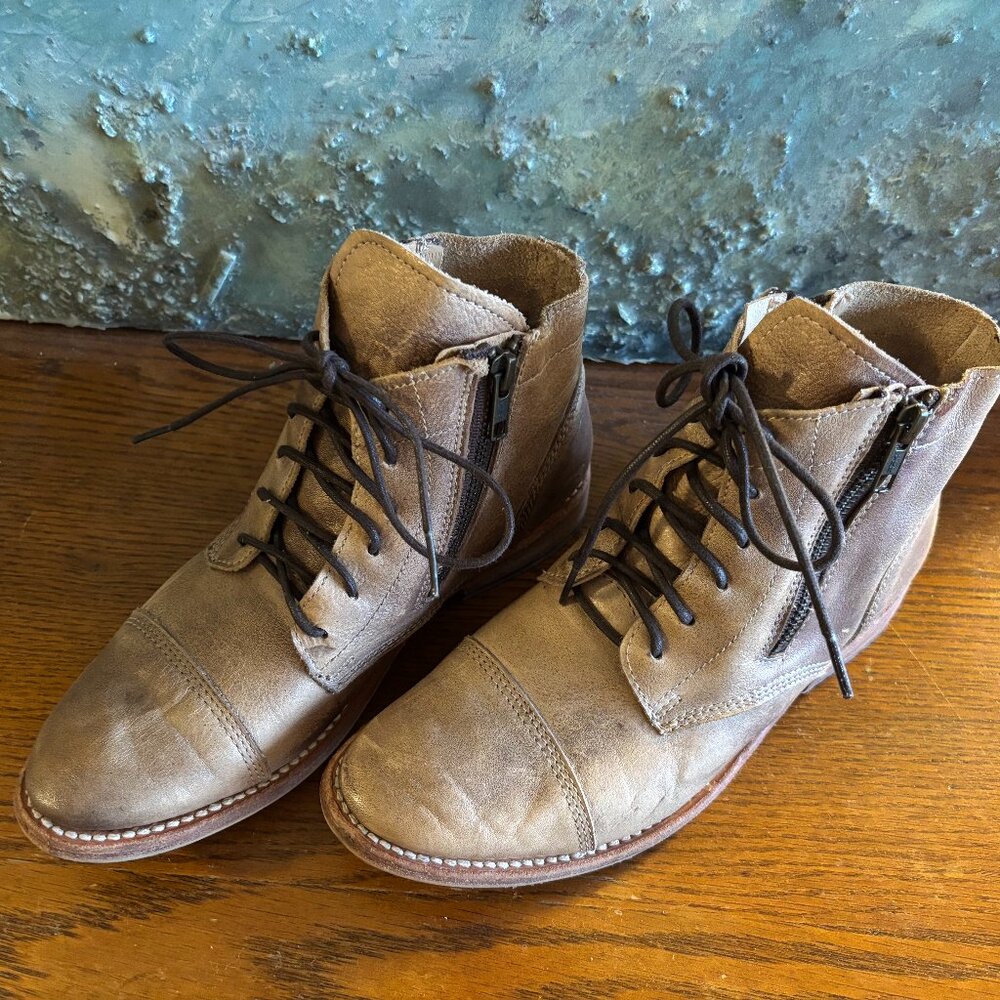 Bed Stu Bonnie Cobbler Ankle Boots in Rustic Tan - Picture 4 of 10